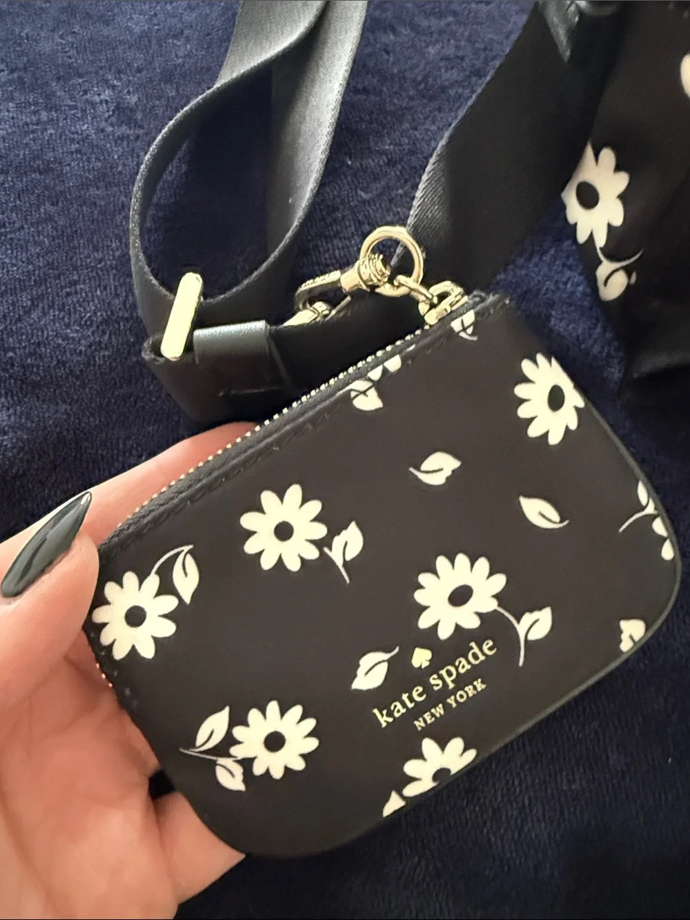 kate spade Black Floral Crossbody with Coin Pouch (Cream Flowers)